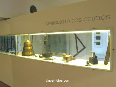 Utensils of the offices.