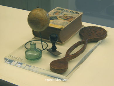 Utensils of the offices.