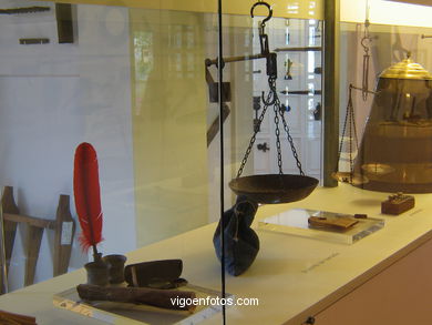 Utensils of the offices.