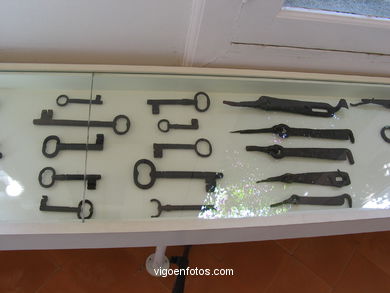 Utensils of the offices.