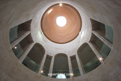 Interiores del Museo Marco . 