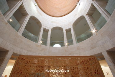 Interiores del Museo Marco . 