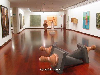 Caixanova art collection . 
