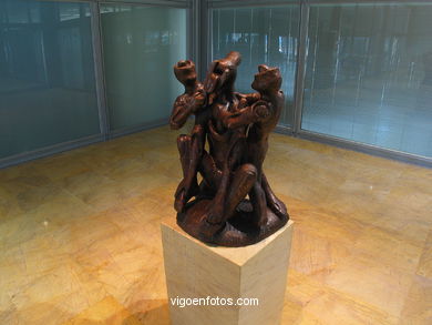 Verbum - Cesar Portela (2003) - Vigo
- (Ver mapa).