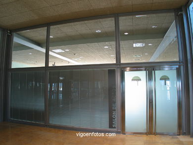 Verbum - Cesar Portela (2003) - Vigo
- (Ver mapa).