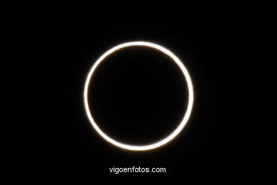Eclipse de sol anular 2005. 