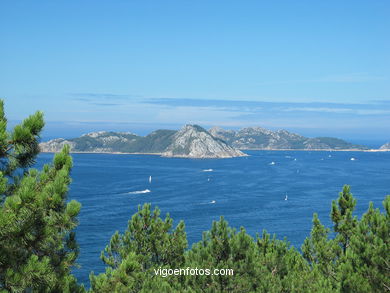 The ria of vigo
(Sea, river and dams)
. 
