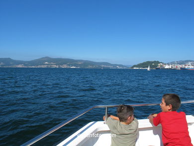 The ria of vigo
(Sea, river and dams)
. 