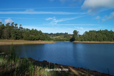 Zam�ns dam
(Sea, river and dams)
. 