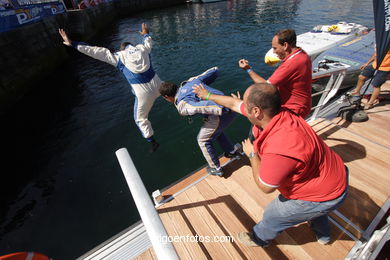 Podio y celebraci�n
(Powerboat P1 Vigo)
. 