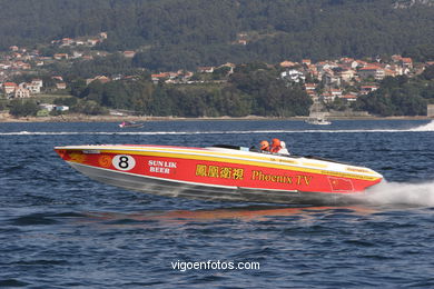 Carrera en el Puerto de Vigo
(Powerboat P1 Vigo)
.