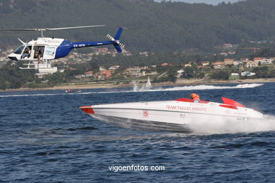 Carrera en el Puerto de Vigo
(Powerboat P1 Vigo)
.