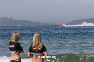 Carrera en la Playa de Samil
(Powerboat P1 Vigo)
.