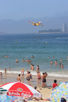 Canadiar apagafuegos. Exhibición aérea de Vigo en la Playa de Samil. Agosto de 2006.