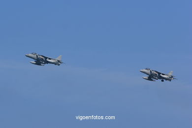 Aviones Harriers. Exhibición aérea de Vigo en la Playa de Samil. Agosto de 2006.