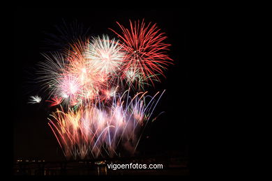 Celebrations of Bouzas. Fireworks. 2007 (15/07/2007).