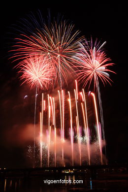 Celebrations of Bouzas. Fireworks. 2007 (15/07/2007).