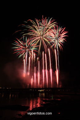 Fuegos artificiales de las Fiestas de Bouzas 2007 (15/07/2007).