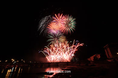 Fuegos artificiales de las Fiestas de Bouzas 2007 (15/07/2007).
