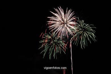 Fuegos artificiales de las Fiestas de Bouzas 2007 (15/07/2007).