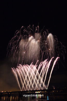Fuegos artificiales de las Fiestas de Bouzas 2007 (15/07/2007).