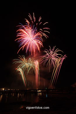 Fuegos artificiales de las Fiestas de Bouzas 2007 (15/07/2007).