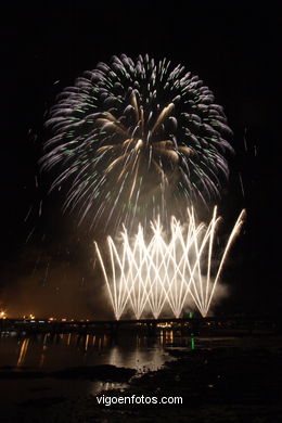 Celebrations of Bouzas. Fireworks. 2007 (15/07/2007). 