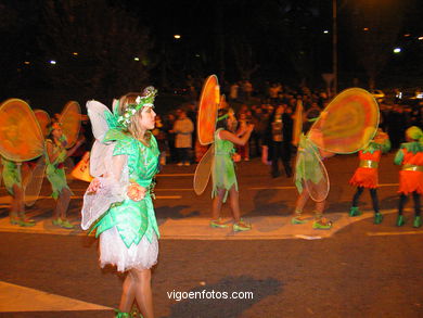 Carnaval 2004 - Comparsas en el Entierro de la Sardina (Vigo). 