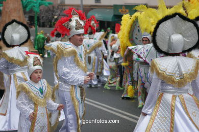 Carnaval 2005 - Desfile de comparsas en el Sábado de Carnaval (Vigo).