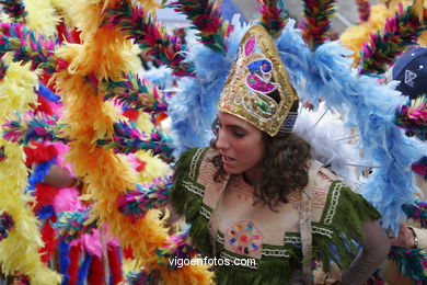 Carnaval 2005 - Desfile de comparsas en el S�bado de Carnaval (Vigo). 