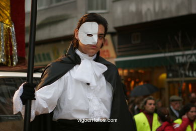 Carnaval 2005 - Desfile de comparsas en el S�bado de Carnaval (Vigo). 