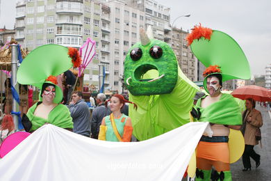 Carnaval 2005 - Desfile de comparsas en el Sábado de Carnaval (Vigo).