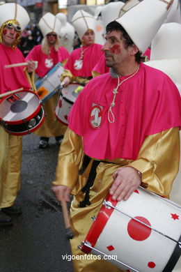 Carnaval 2005 - Desfile de comparsas en el S�bado de Carnaval (Vigo). 