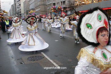Carnaval 2005 - Desfile de comparsas en el S�bado de Carnaval (Vigo). 