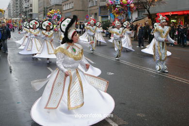 Carnaval 2005 - Desfile de comparsas en el S�bado de Carnaval (Vigo). 
