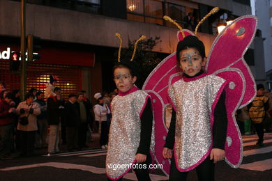 Carnival 2005 - Procession group. 