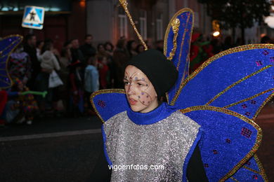 Carnival 2005 - Procession group. 