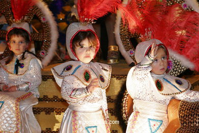 Carnaval 2005 - Comparsas en el Entierro de la Sardina (Vigo).