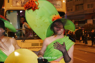 Carnival 2005 - Enterro do meco. 