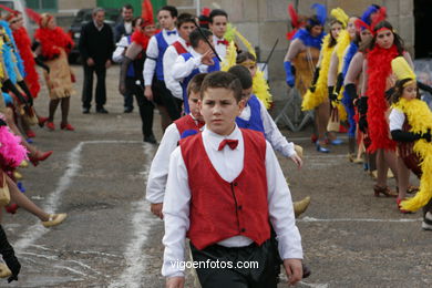 Desfile de la comparsa "Gran casino de las velas" de SCD "Atlántida" Matamá el Domingo de Carnaval (Vigo).