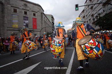 Carnaval 2006 - Desfile de comparsas en el S�bado de Carnaval (Vigo). 