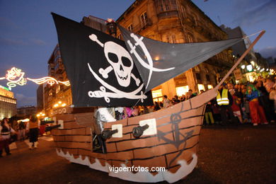 Carnaval 2006 - Desfile de comparsas en el S�bado de Carnaval (Vigo). 