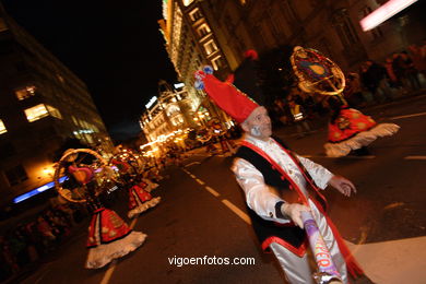 Carnaval 2006 - Comparsas en el Entierro de la Sardina (Vigo).