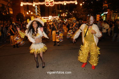 Carnaval 2006 - Comparsas en el Entierro de la Sardina (Vigo).