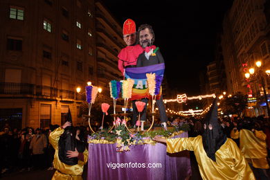 Carnaval 2006 - Comparsas en el Entierro de la Sardina (Vigo).