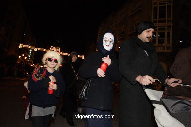 Carnaval 2007 - Comparsas en el Entierro de la Sardina (Vigo). 
