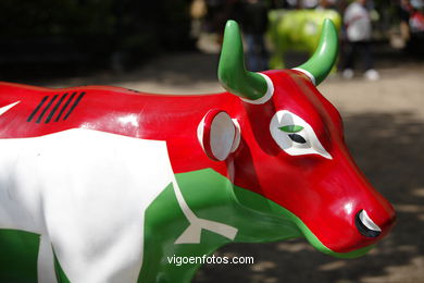 Cow Parade 2007 (Alameda de Vigo). 