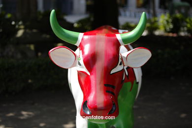 Cow Parade 2007 (Alameda de Vigo). 