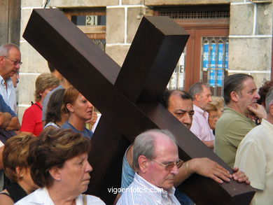 Victory Christ procession 2004. 