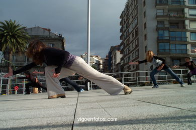 Dance in the street - Tutu Dances.
